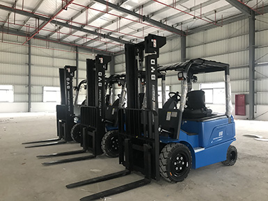 感謝蔡總的大力支持，再次購買3+1臺(tái)比亞迪叉車，祝：生意興隆！